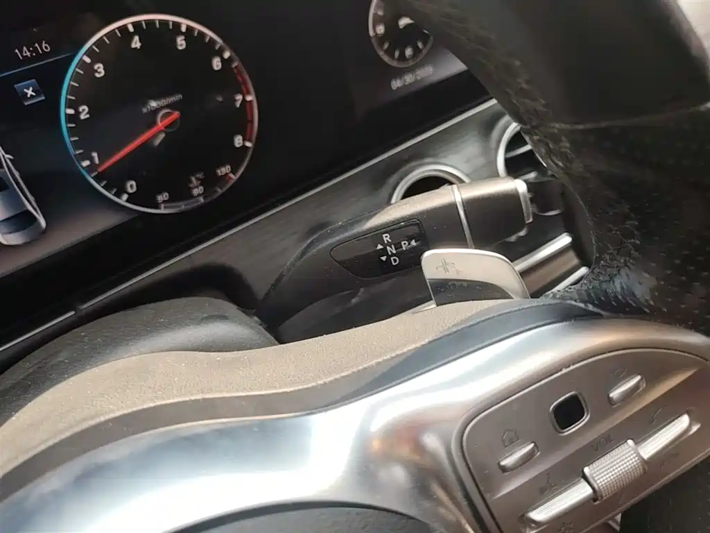 Mercedes-Benz E-Class 2019 E 300 L Sport Fashion фото 14