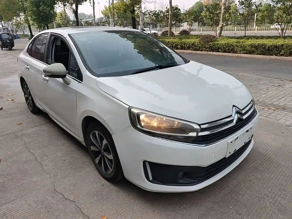 Фото 4 - Citroën C4 C-Quatre