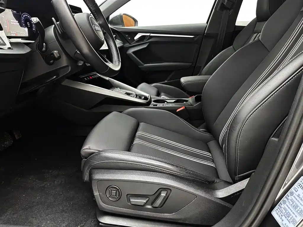 Audi A3 2023 A3L Limousine 35 TFSI Fashion Sport фото 19