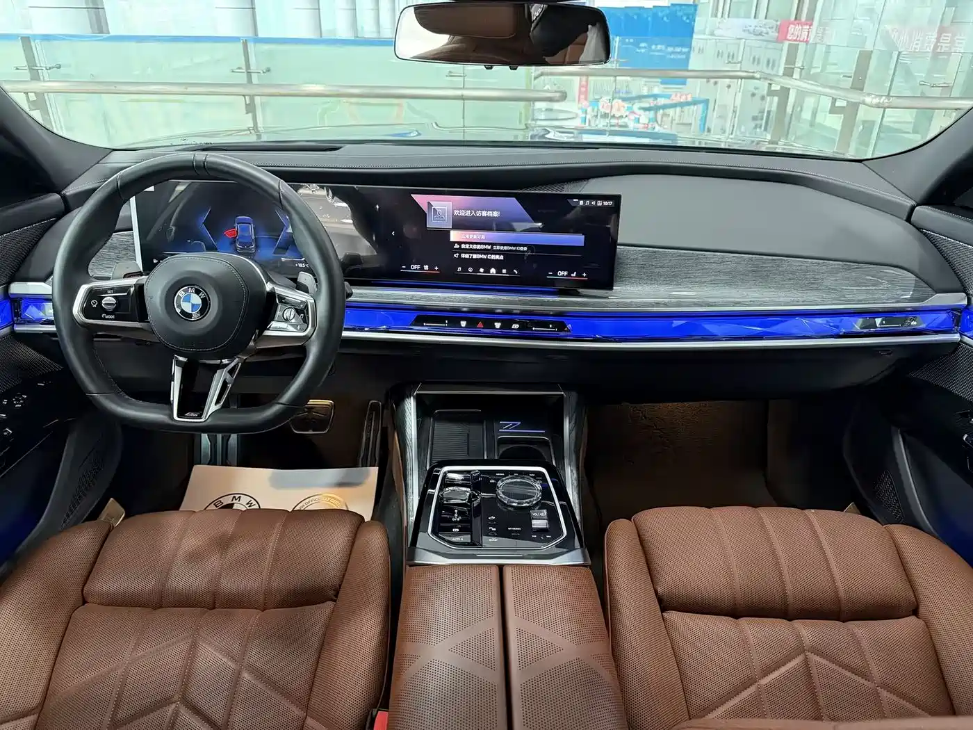 BMW 7 Series 2023 740Li Exclusive M Sport Package фото 9