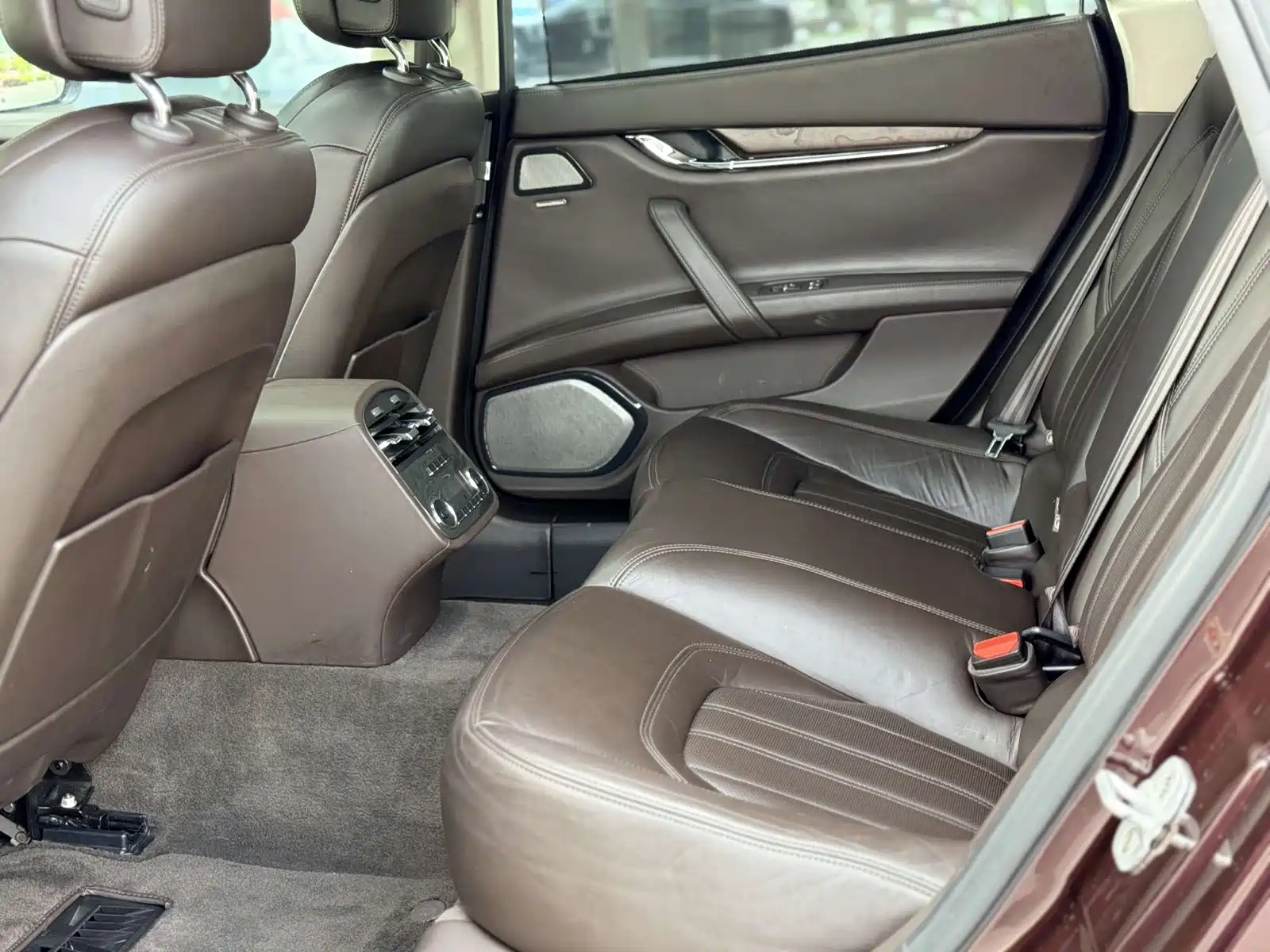 Photo 17 - Maserati Quattroporte