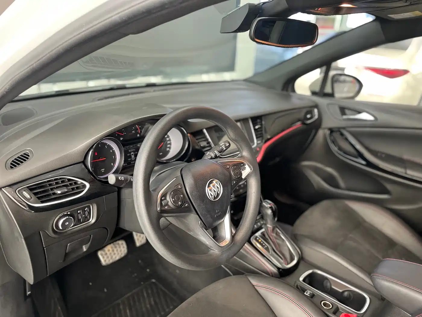 Buick Verano 2016 Hatchback GS 20T DCT Passion Sport фото 21