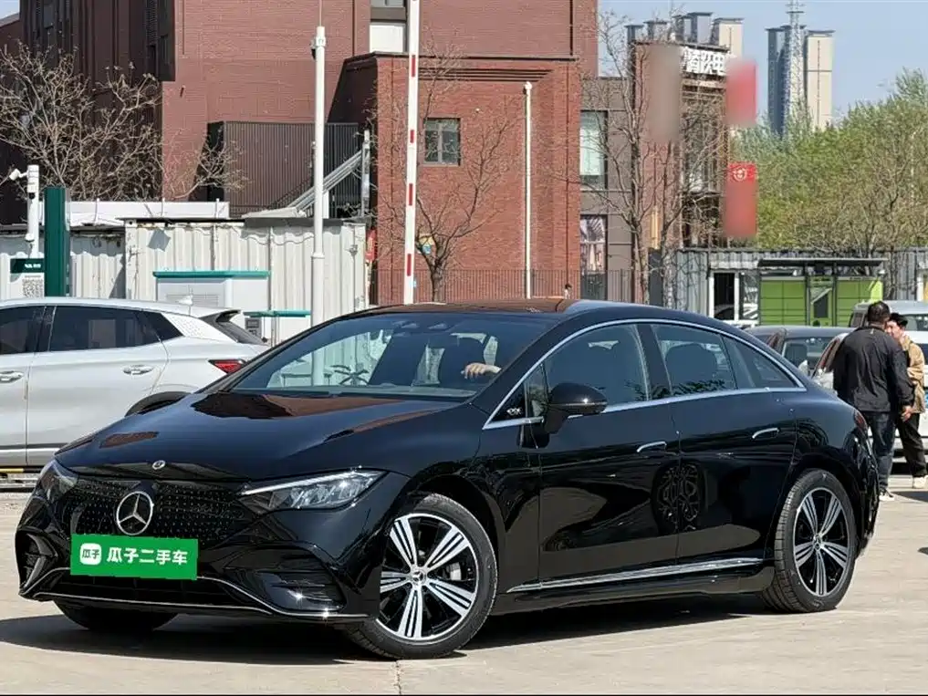 Mercedes-Benz EQE 2022 350 Luxury Edition фото 2
