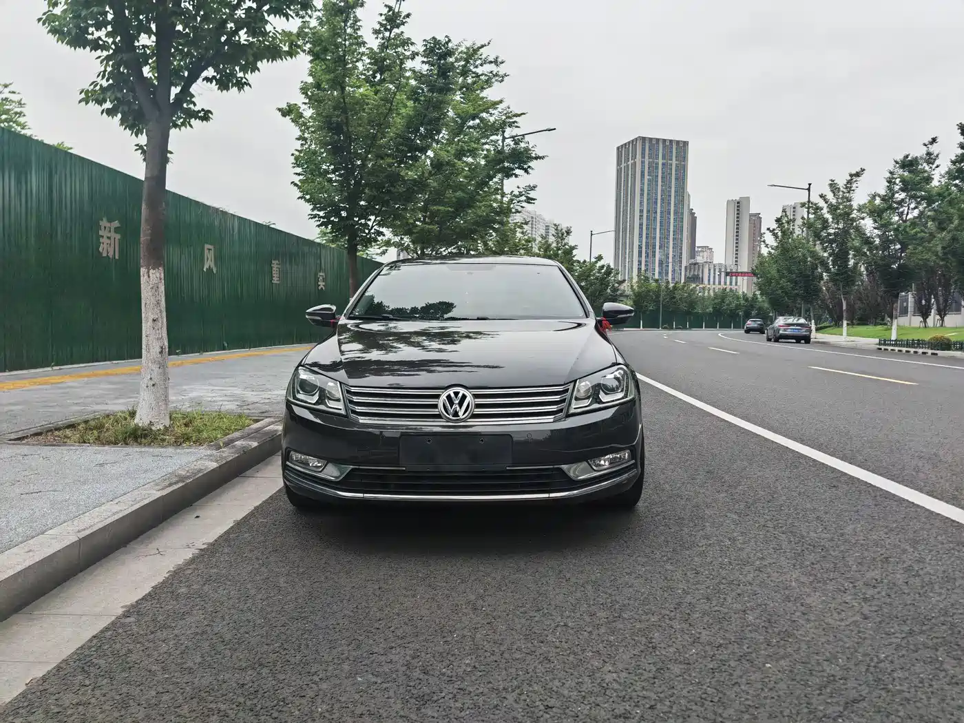 Фото 2 - Volkswagen Magotan