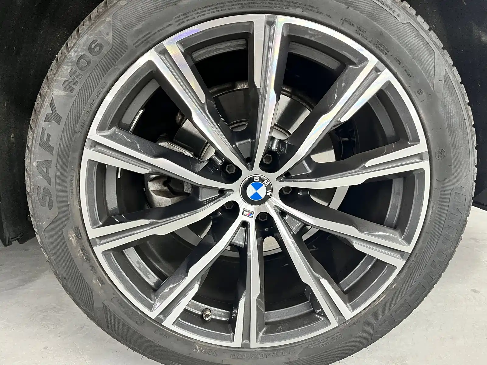 Фото 13 - BMW X6