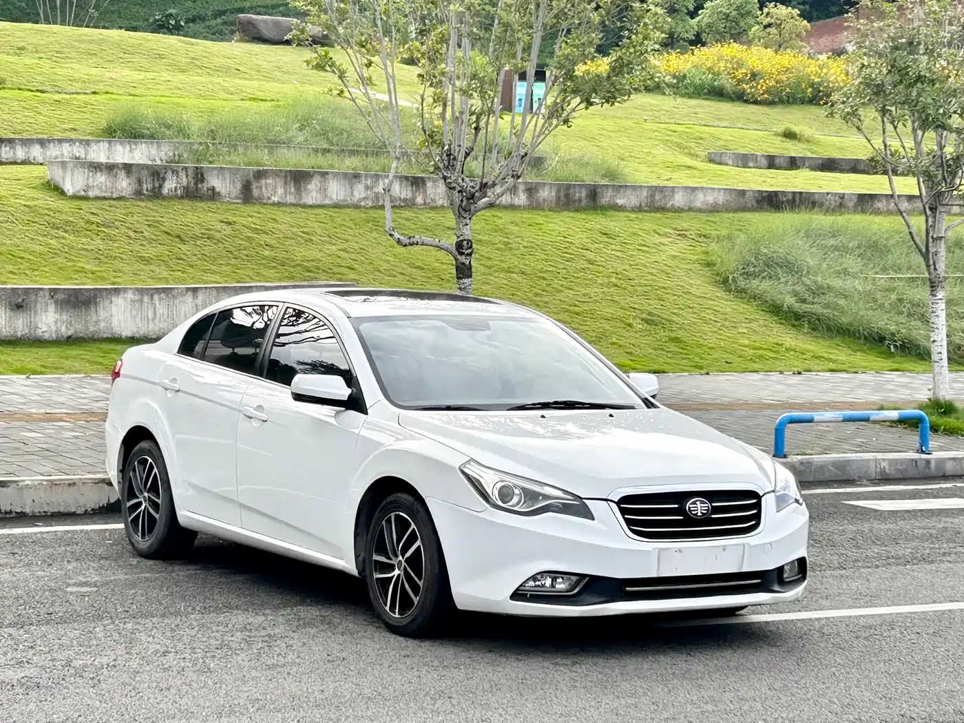 Besturn B50 2014 2013 1.8L Automatic Premium