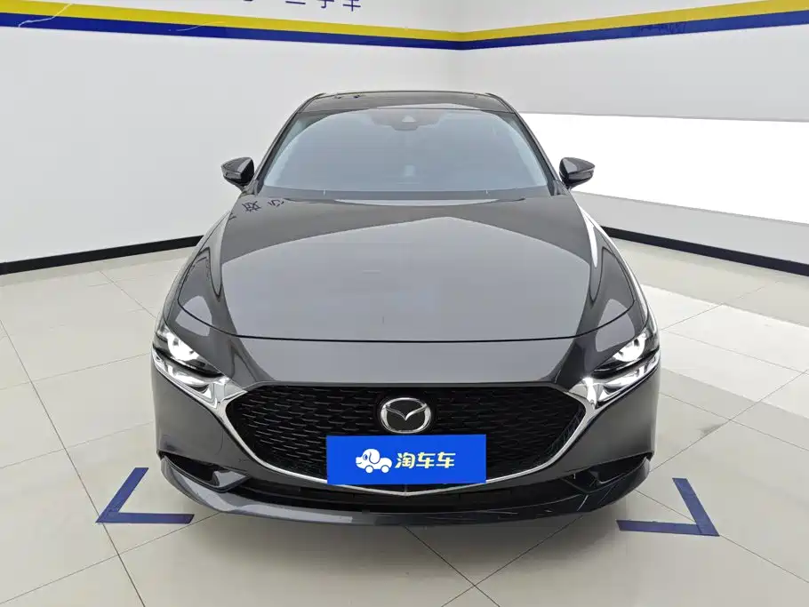 Mazda Mazda3 Axela 2024 2023 2.0L Automatic Premium Edition