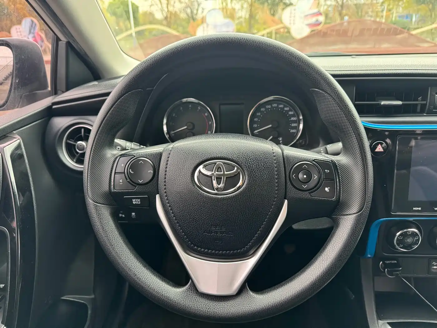 Toyota Levin 2018 185T CVT Premium Edition China V фото 18
