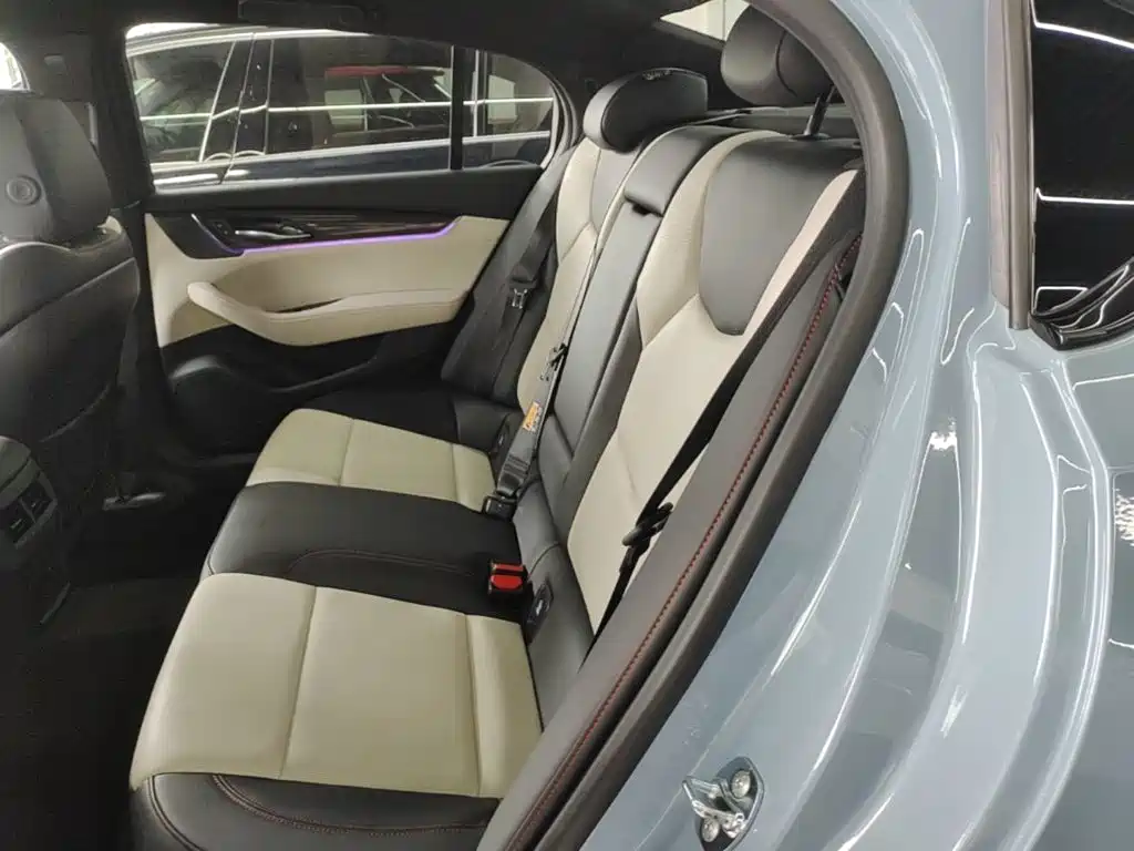 Cadillac CT5 2025 2025 Model 28T Track Performance Edition + Peak Track Package