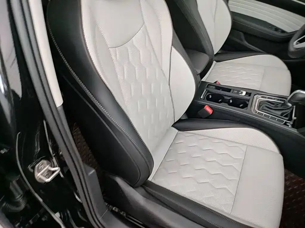Volkswagen Magotan 2026 2026 Model 30 Million Special Selection 380TSI DSG Luxury