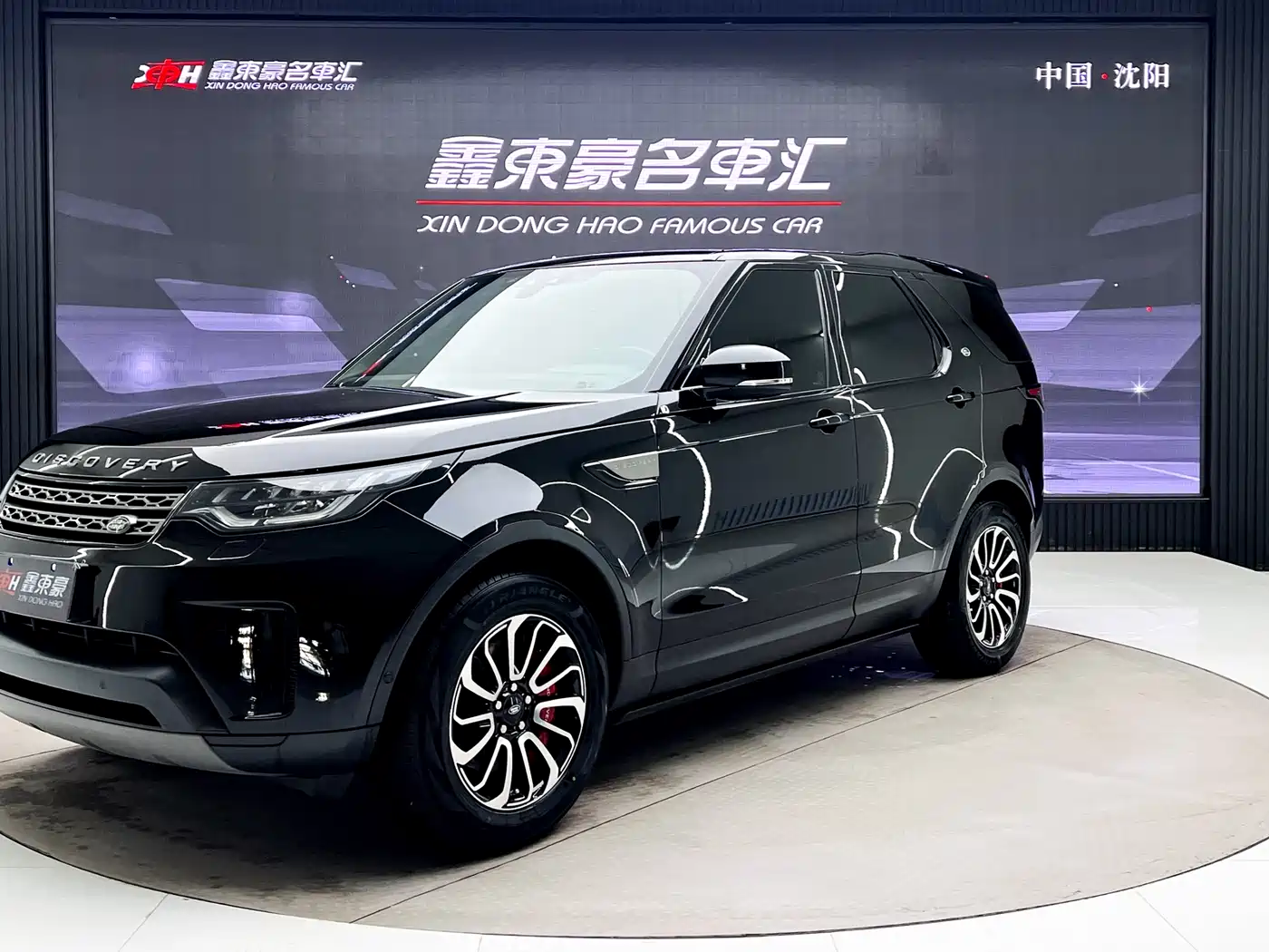 Land Rover Discovery 2018 3.0 SC V6 SE