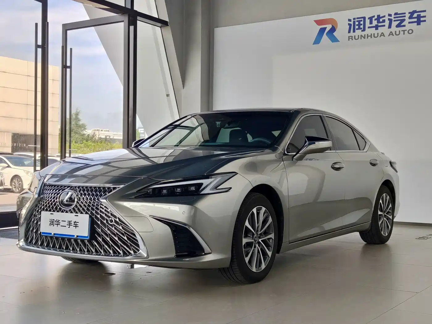 2026 Lexus ES