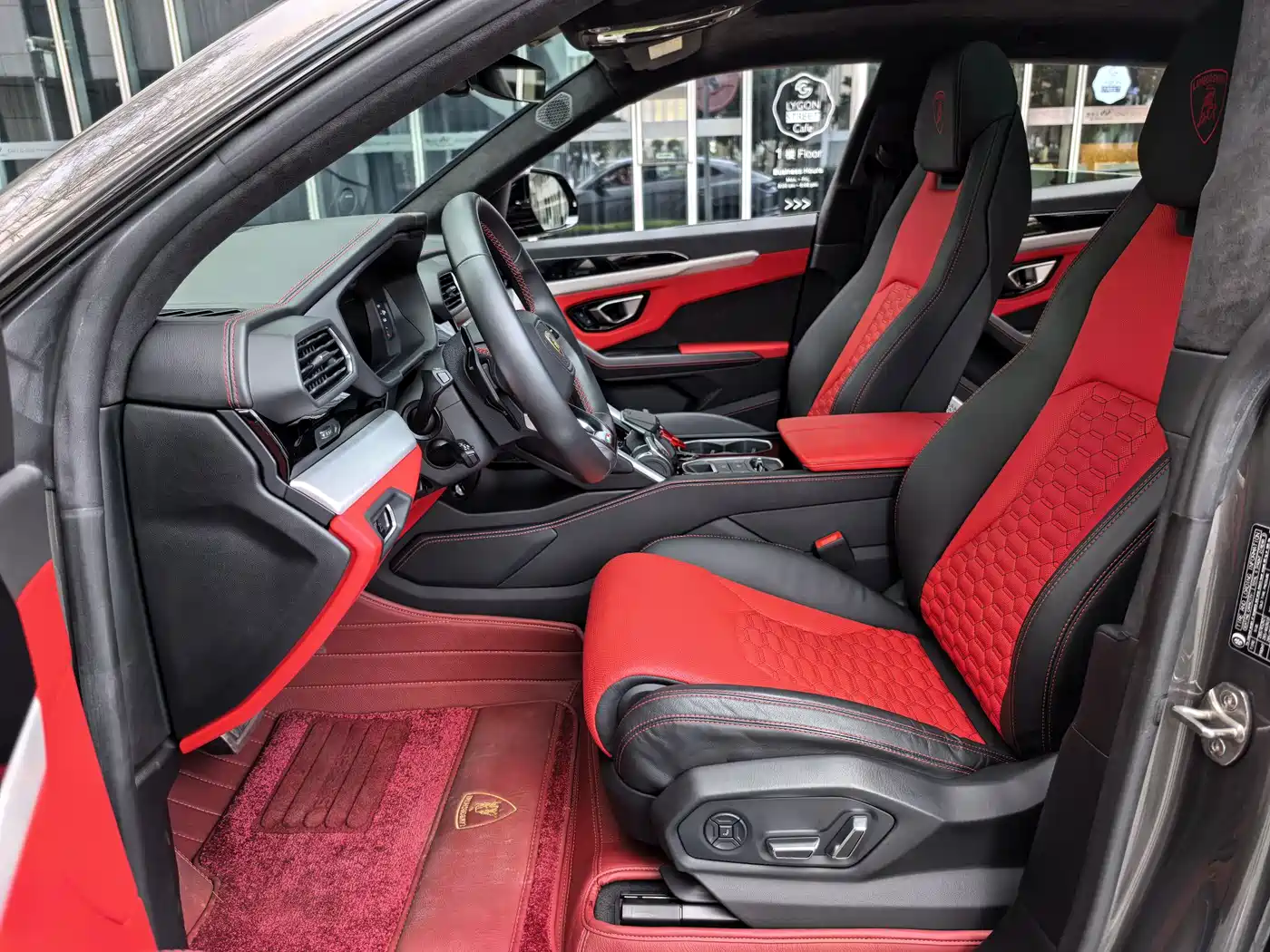 Lamborghini Urus 2021 4.0T V8 фото 41