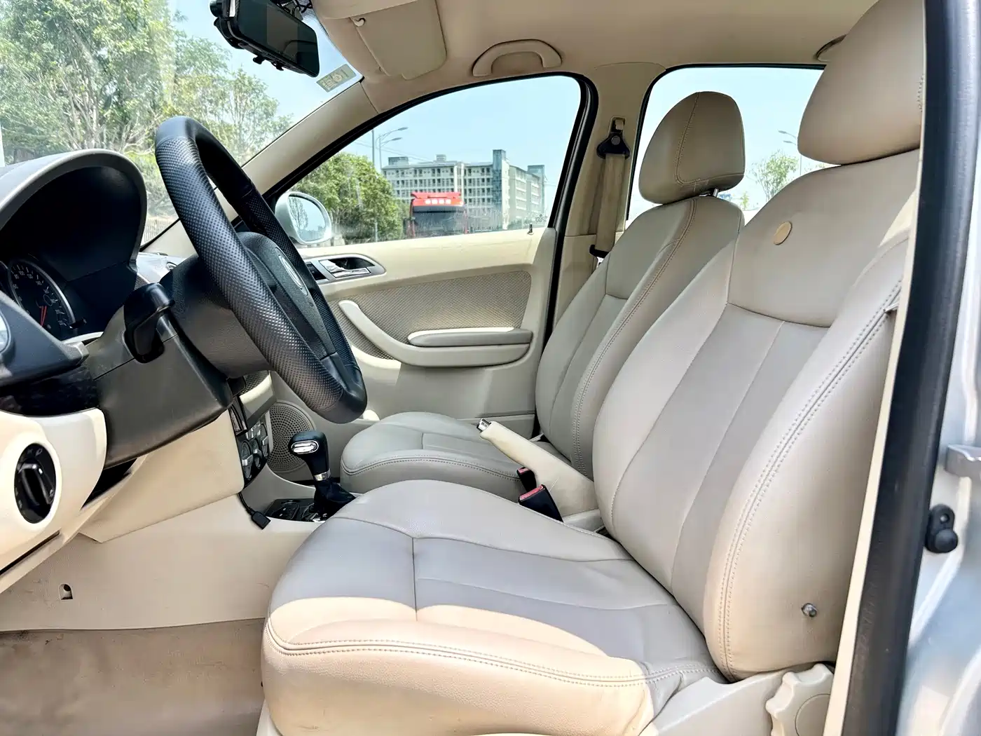 Volkswagen Lavida 2010 2011 1.6L Automatic Leisure Edition