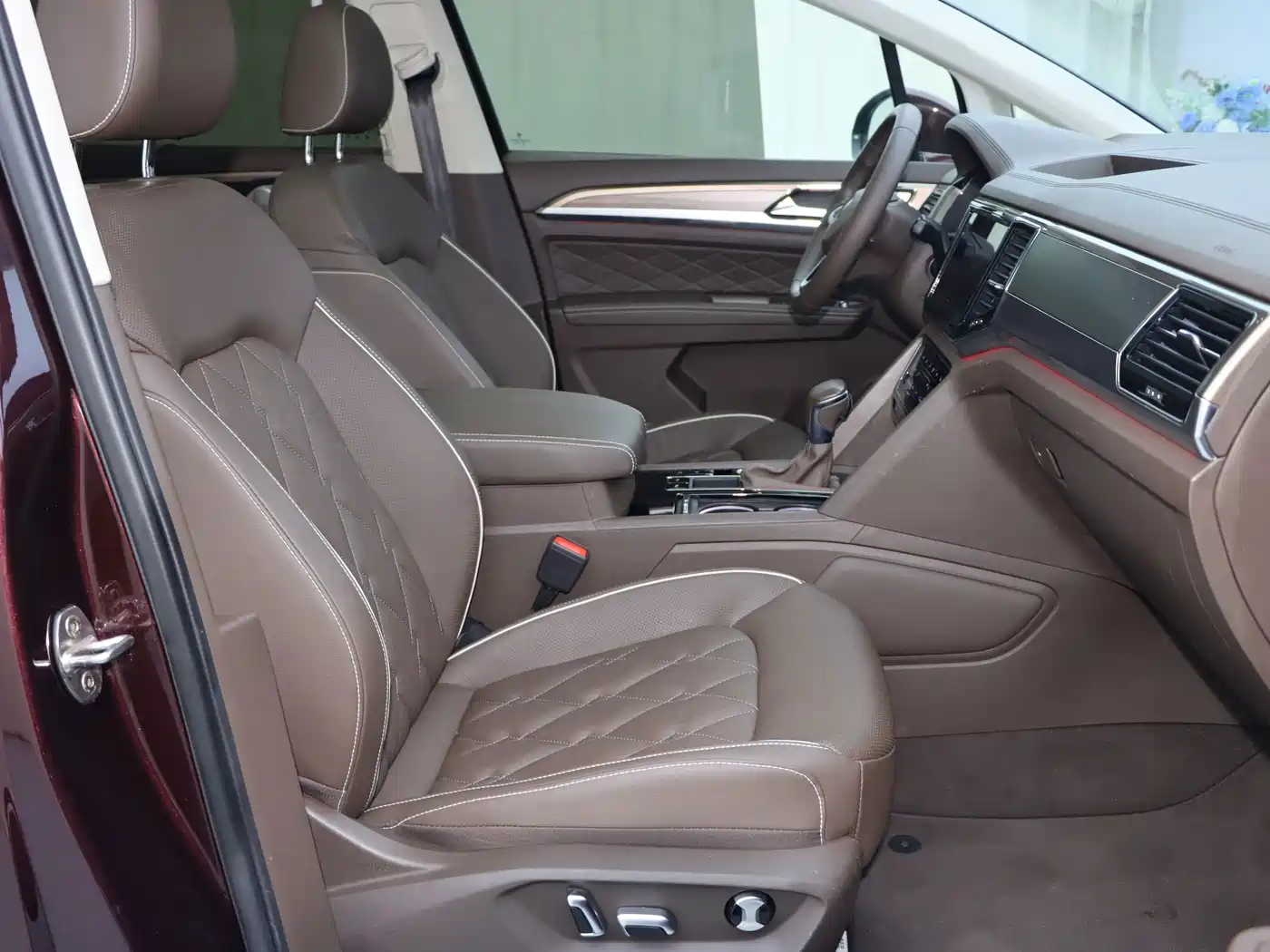Volkswagen Viloran 2021 2020 380TSI Premium