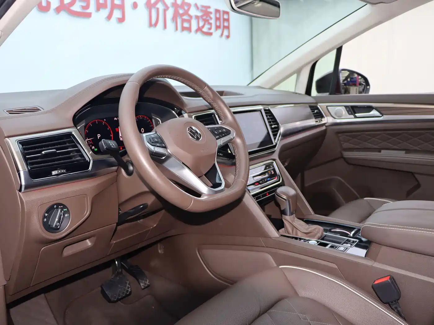 Volkswagen Viloran 2021 2020 380TSI Premium