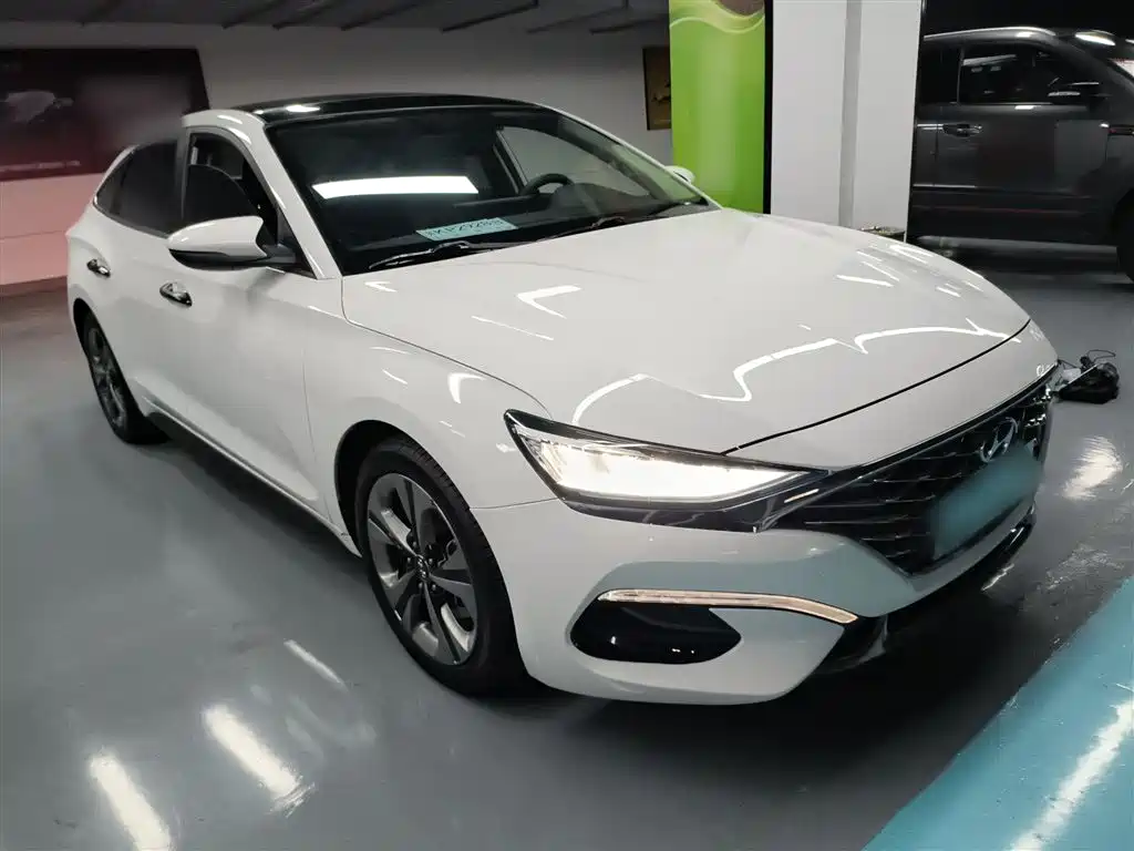 Hyundai Fista 2019 280TGDi Smart Speed Edition China VI фото 4
