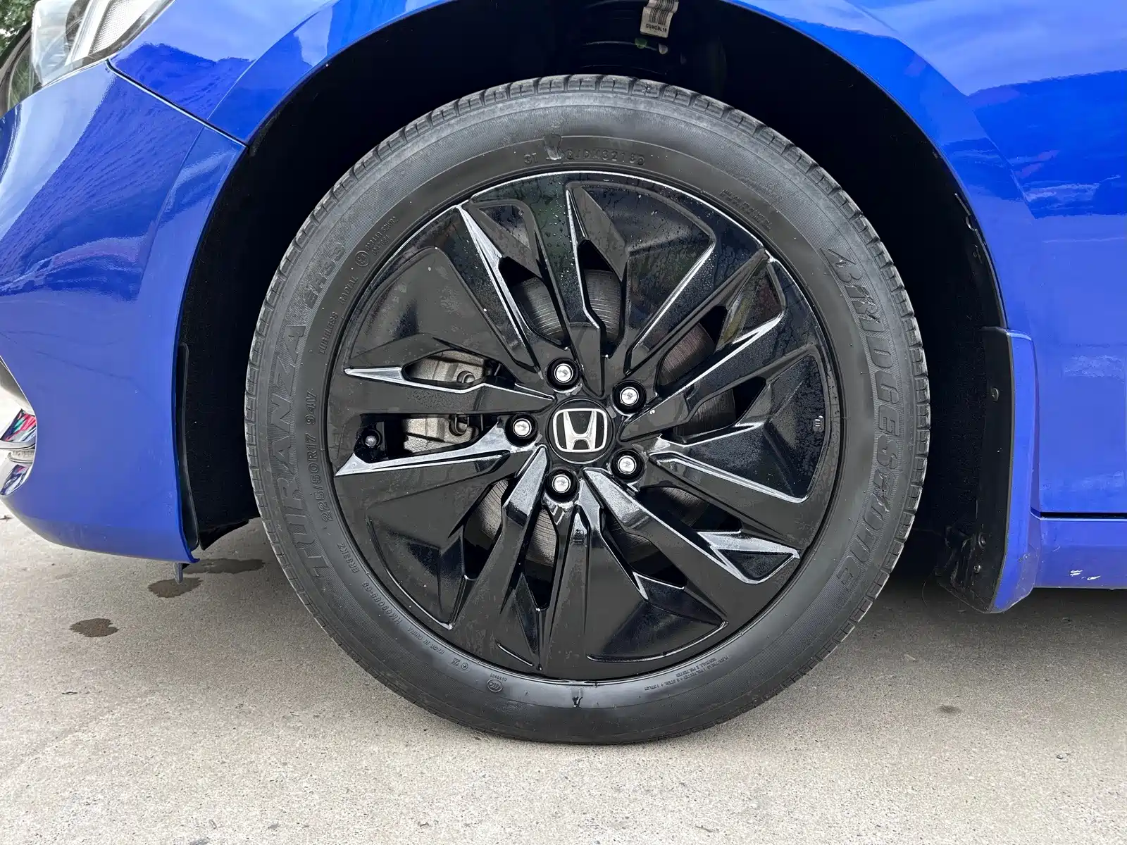 Фото 11 - Honda Accord