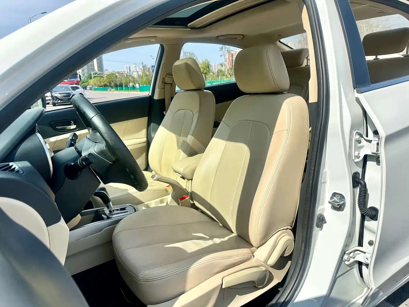 Changan Eado 2015 2015 1.6L Automatic Luxury