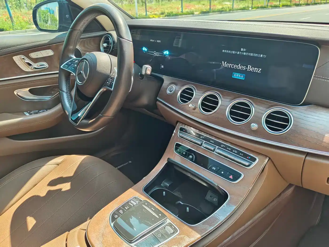 Mercedes-Benz E-Class 2023 E 300 L Fashion фото 22