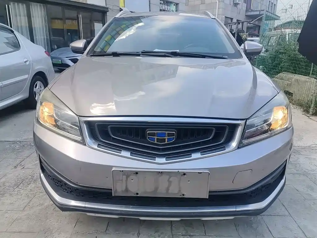 Фото 3 - Geely Vision S1