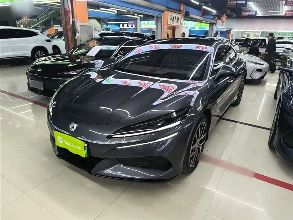 Denza Z9 2024 Model 630km AWD Max Edition фото 2