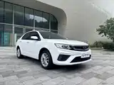 Фото 3 - Geely Vision