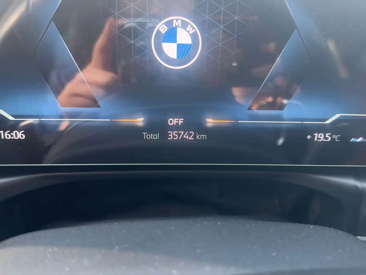 BMW 3 Series 2023 325Li M Sport Package фото 2