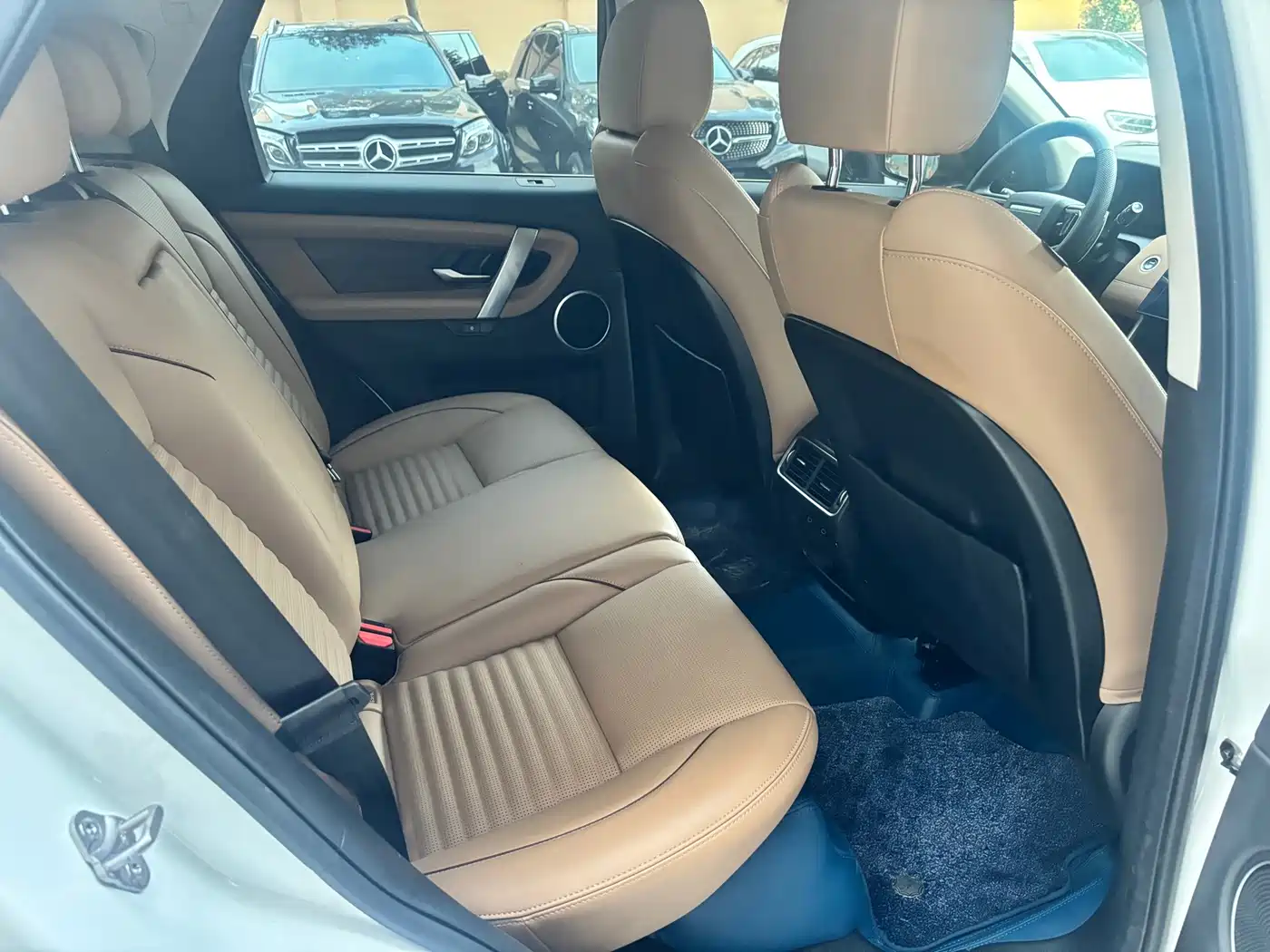 Photo 7 - Land Rover Discovery Sport