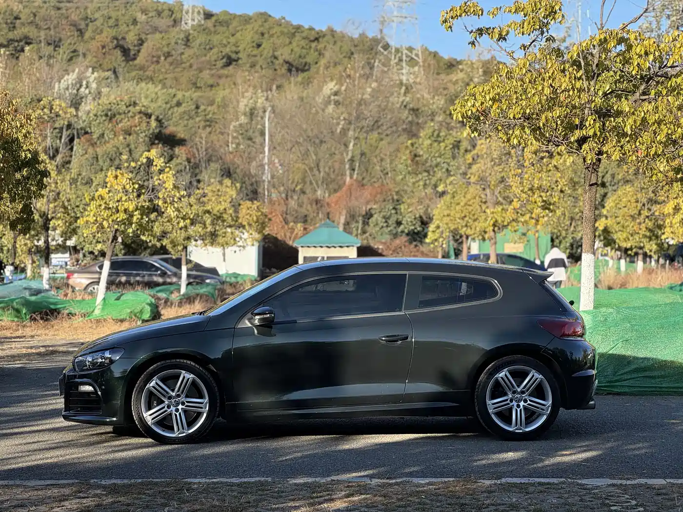 Volkswagen Scirocco 2011 Model R 2.0TSI фото 5