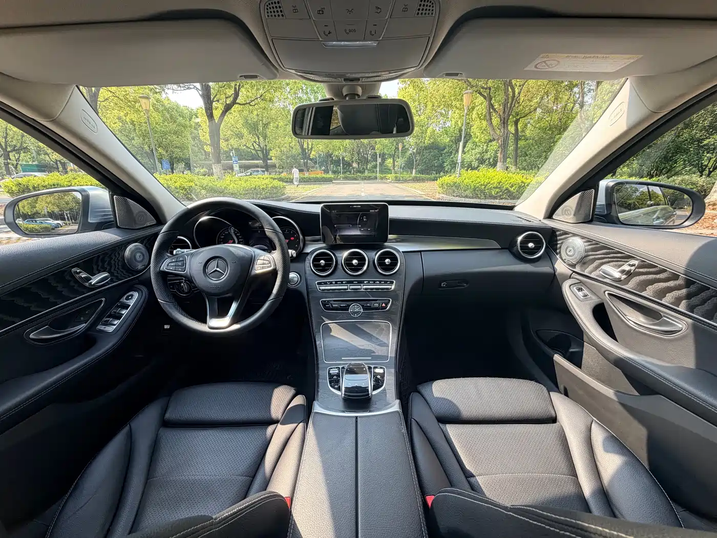 Mercedes-Benz C-Class 2017 C 180 L Sport фото 14
