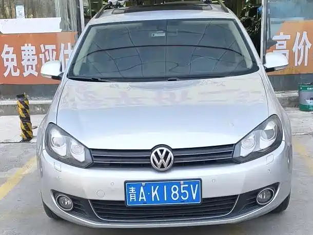 Volkswagen Golf (Import) 2011 Model 1.4TSI Luxury Touring фото 2