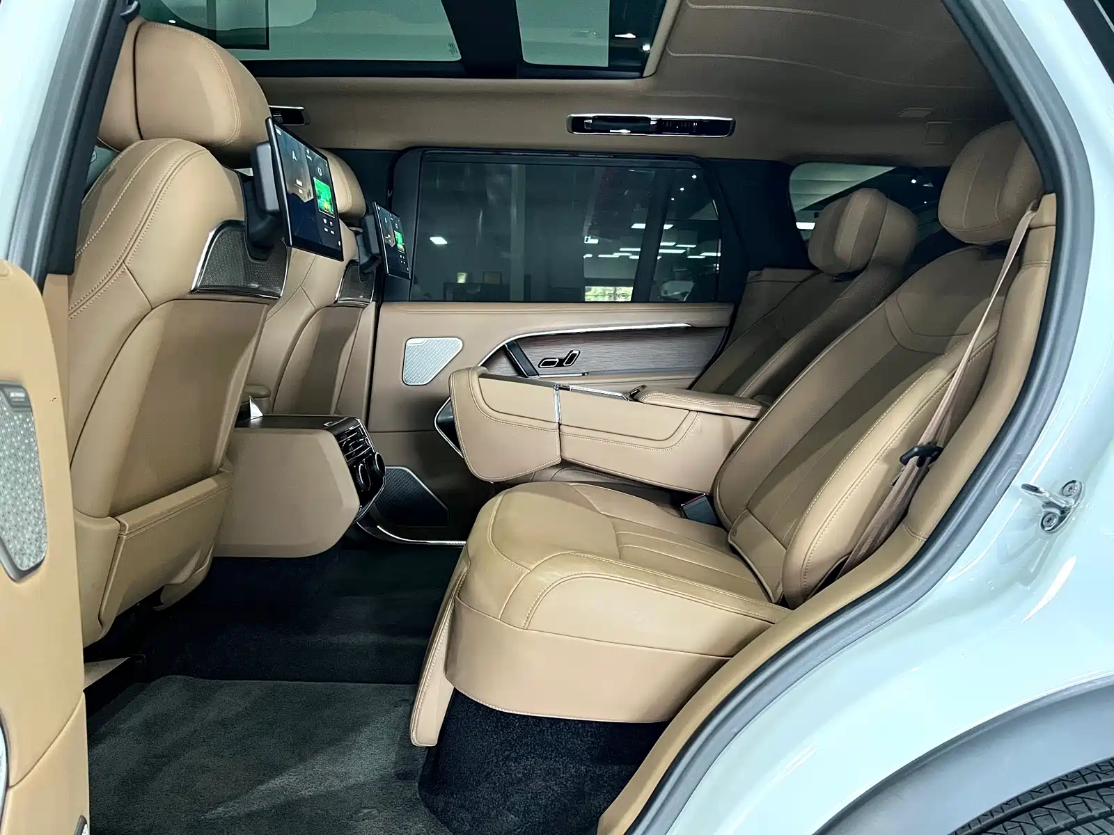 Фото 34 - Land Rover Range Rover