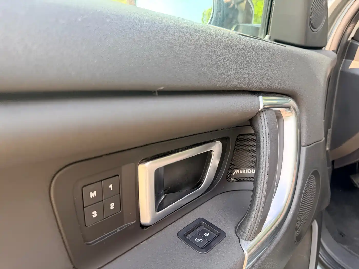Land Rover Discovery Sport 2019 240PS HSE Edition China V фото 9