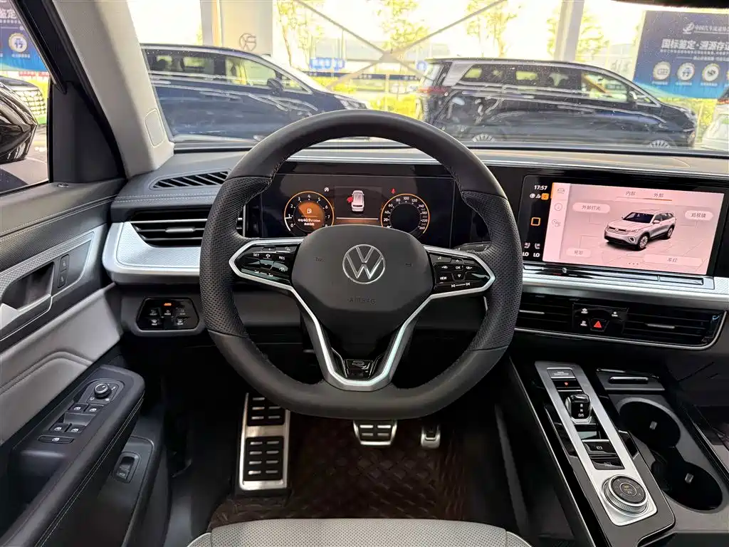 Volkswagen Talagon 2023 380TSI 4WD R-Line Touring Edition фото 9