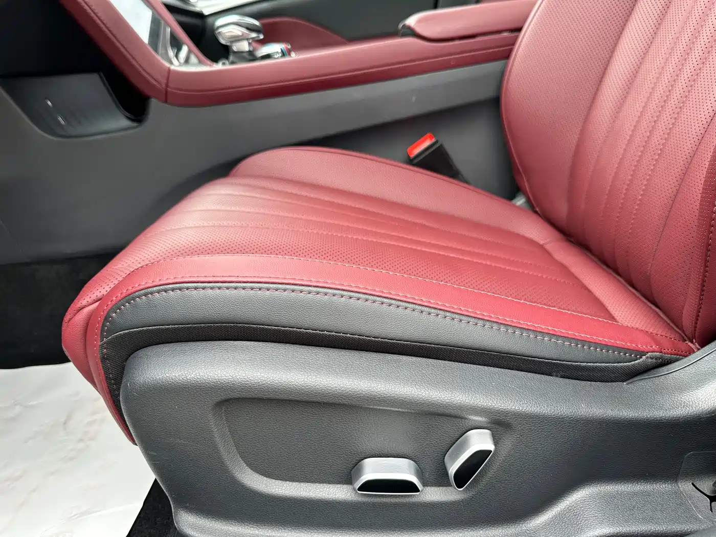 Hongqi H5 2023 2.0T Auto Smart Connect Flag Enjoy фото 9