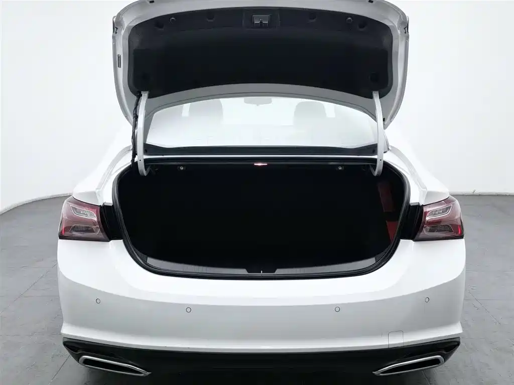 CHEVROLET MAI RUIBAO XL