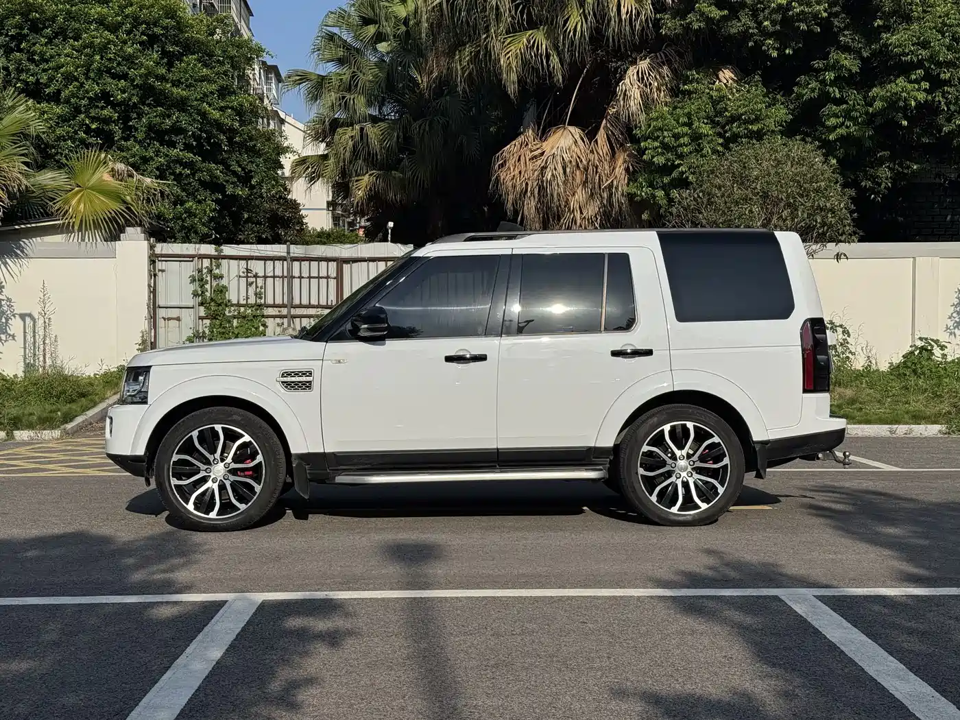 Land Rover Discovery 2010 2010 3.0TDV6 HSE Diesel