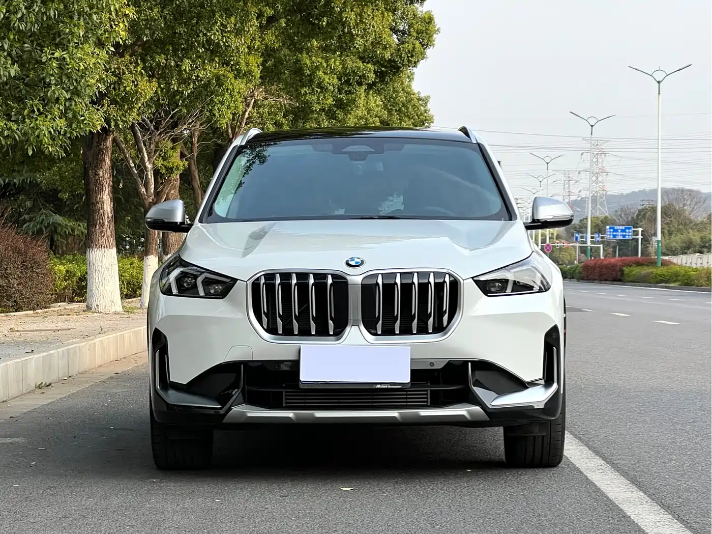 BMW X1 2023 sDrive25Li X Design Package фото 2