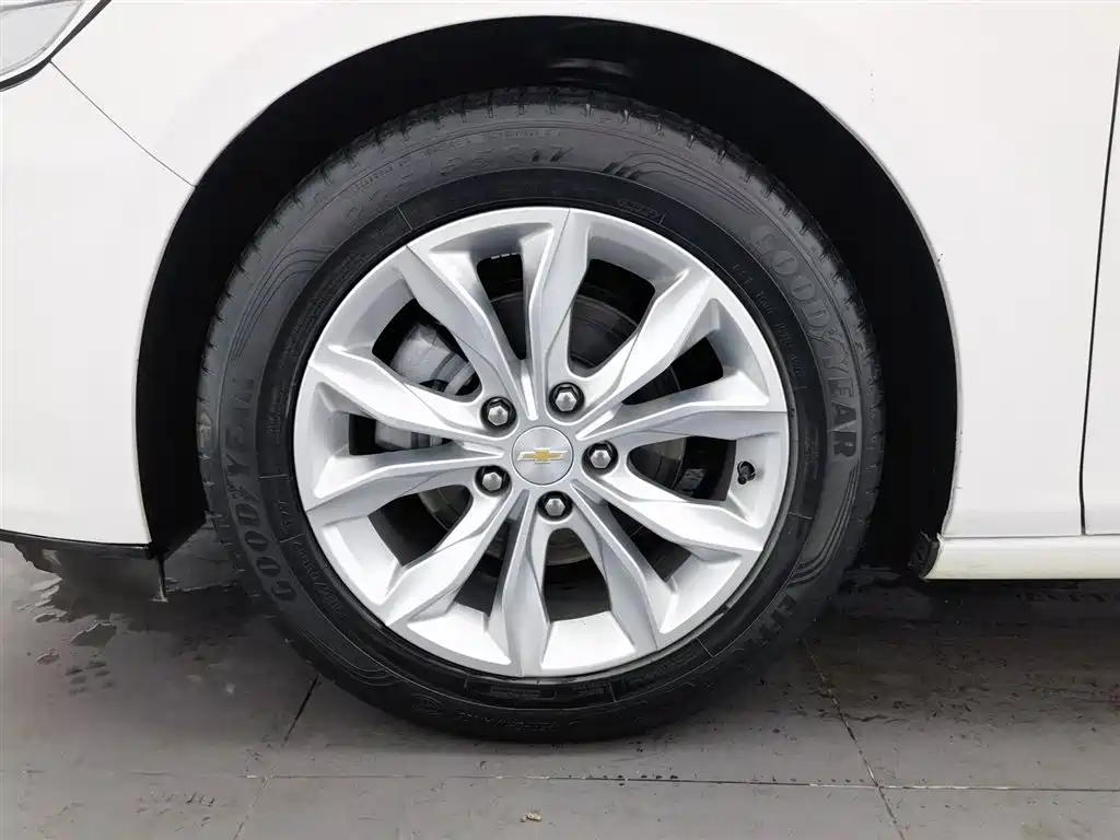 CHEVROLET MAI RUIBAO XL