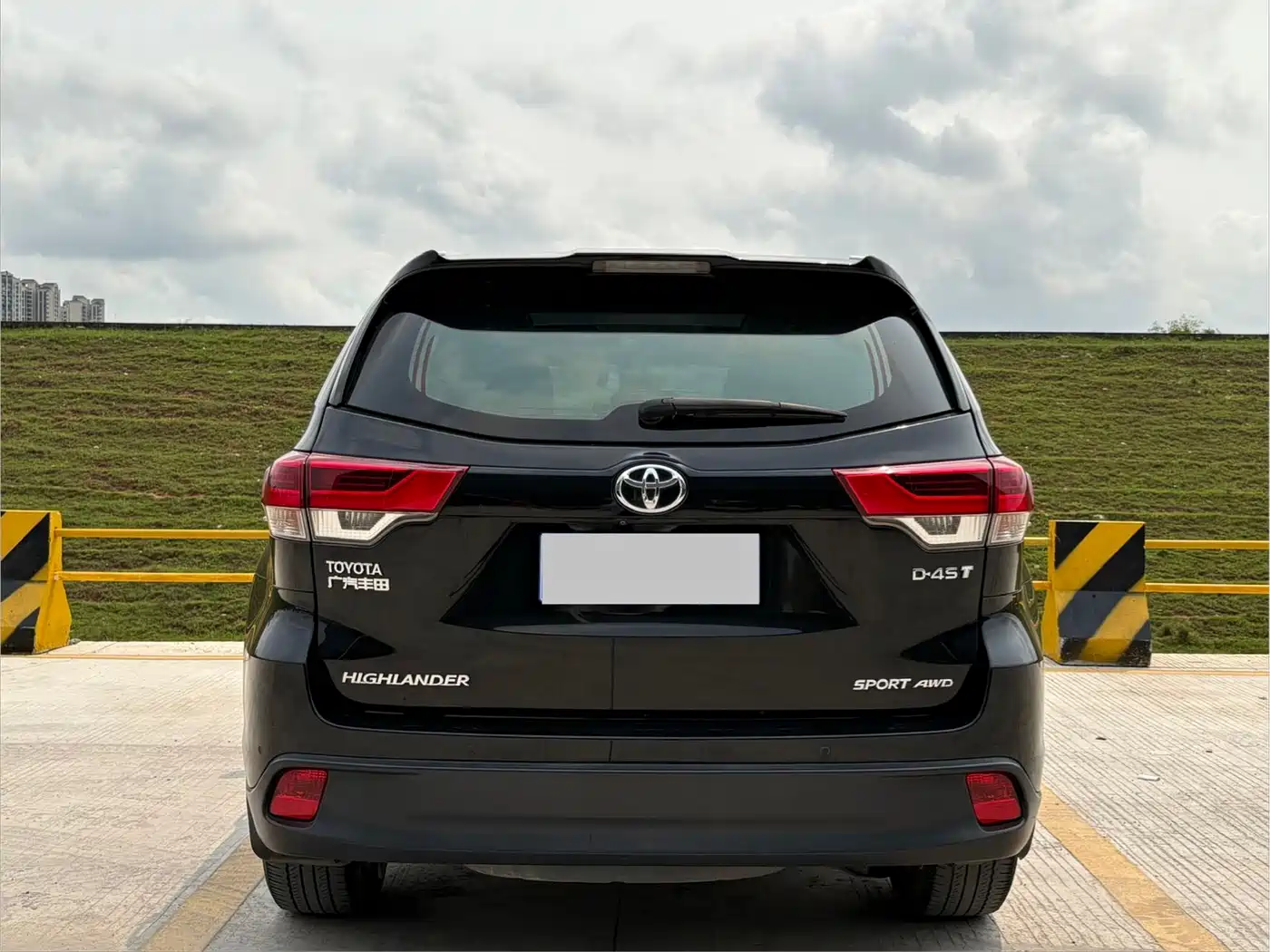 Toyota Highlander 2018 2.0T 4WD Luxury 7-seater (China V) фото 8