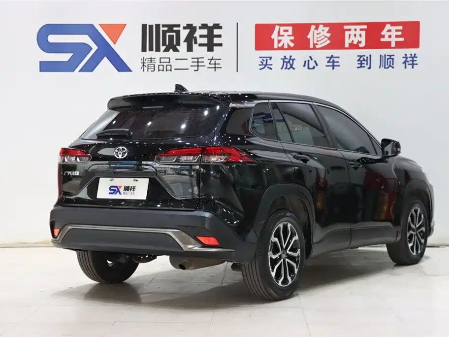 Toyota Frontlander 2022 2.0L CVT Luxury Edition фото 5