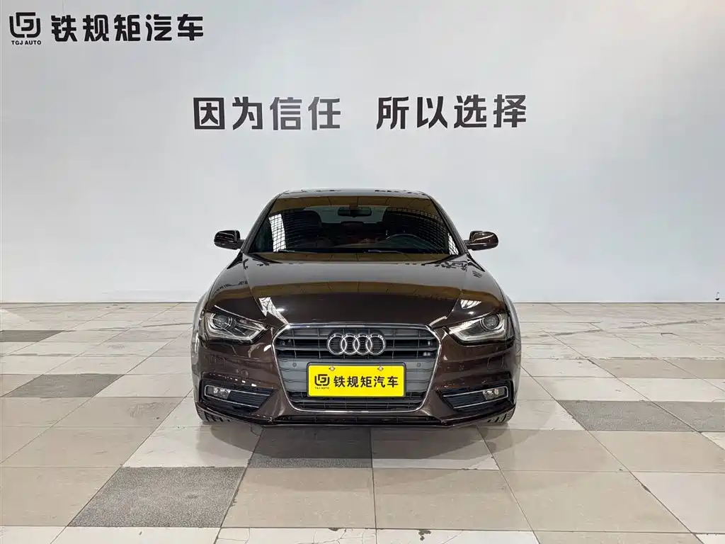 Audi A4L 2015 35 TFSI Auto Comfort фото 2
