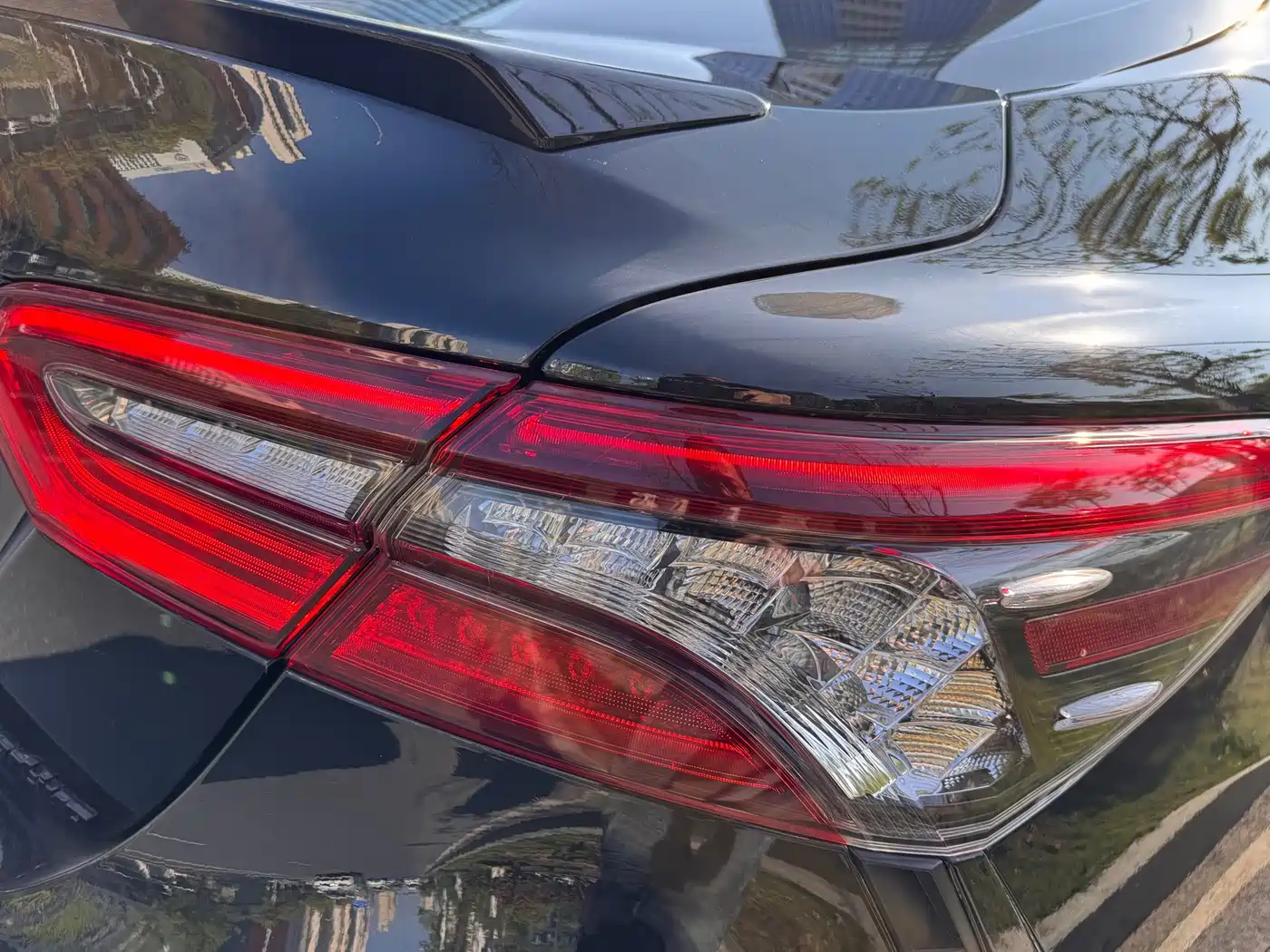 Toyota Camry 2022 2.0S Knight Edition фото 28