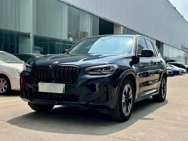 BMW iX3 2022 Facelift Leading Model