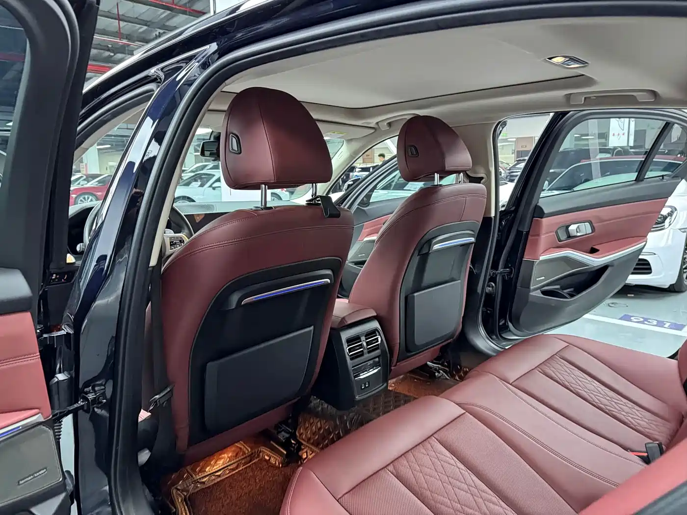 BMW 3 Series 2022 325Li M Sport Shadow Edition фото 8