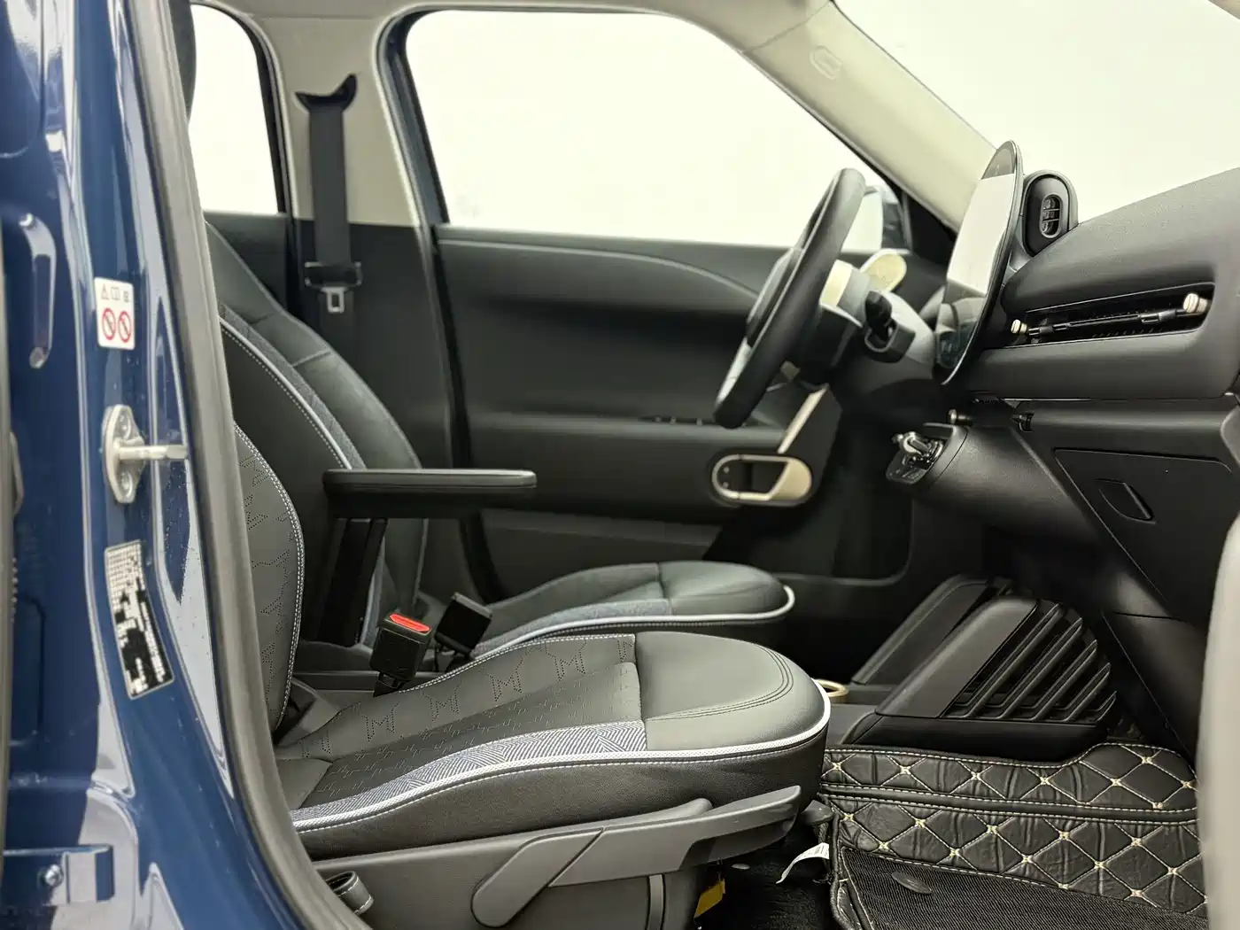 MINI Aceman 2025 2024 E Classic Edition
