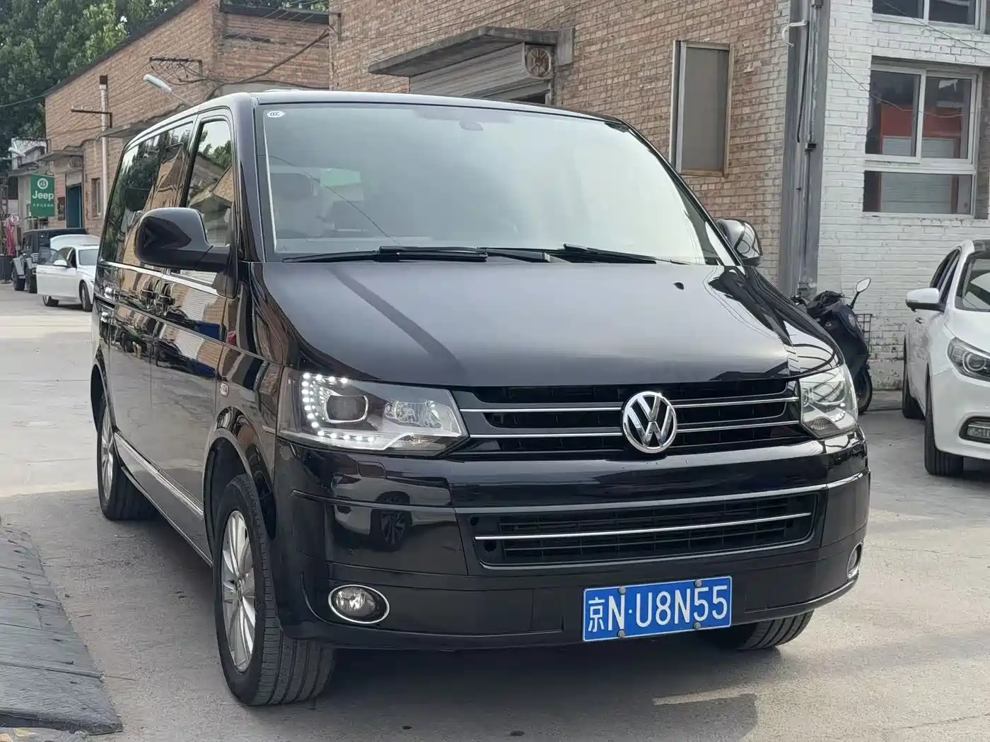 Volkswagen Multivan 2016 2015 2.0TSI AWD 65th Anniversary Limited Edition