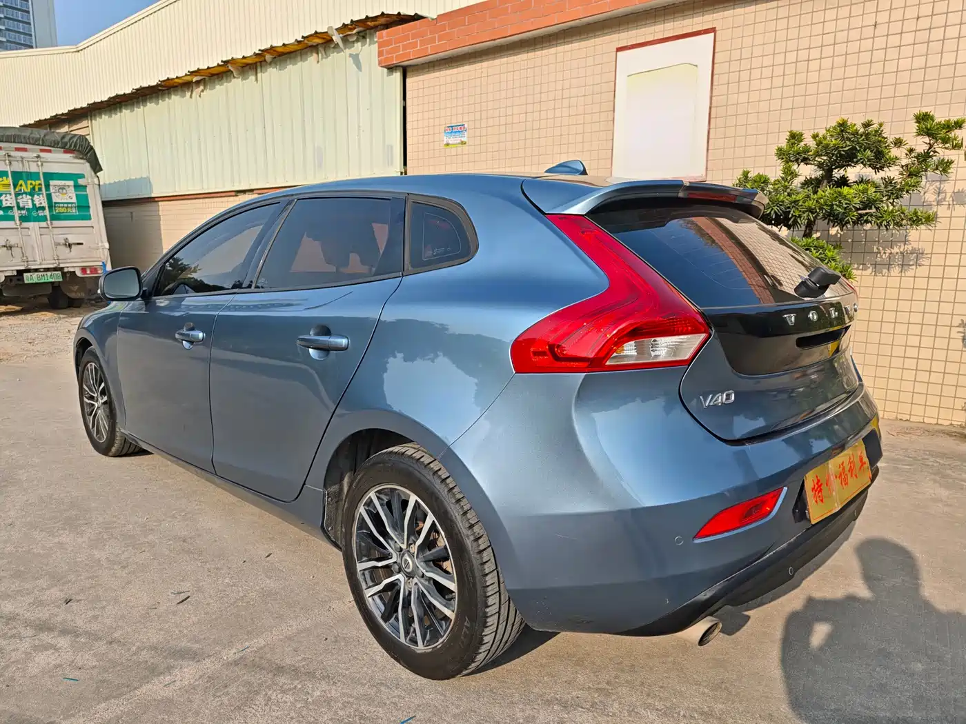 Volvo V40 2018 2017 T3 Inscription
