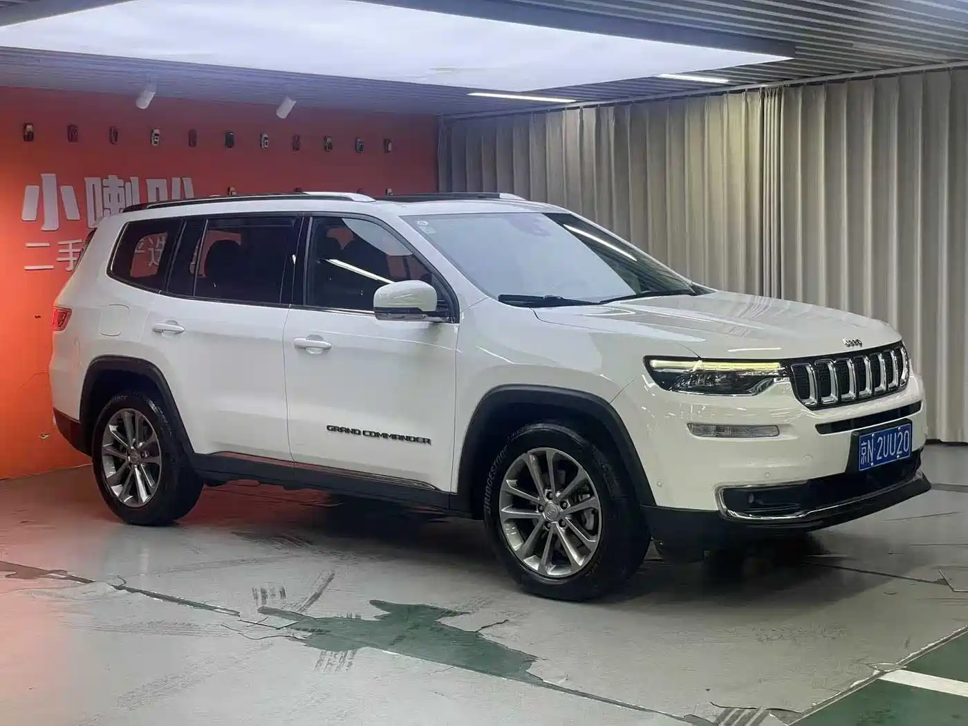 JEEP GRAND COMMANDER